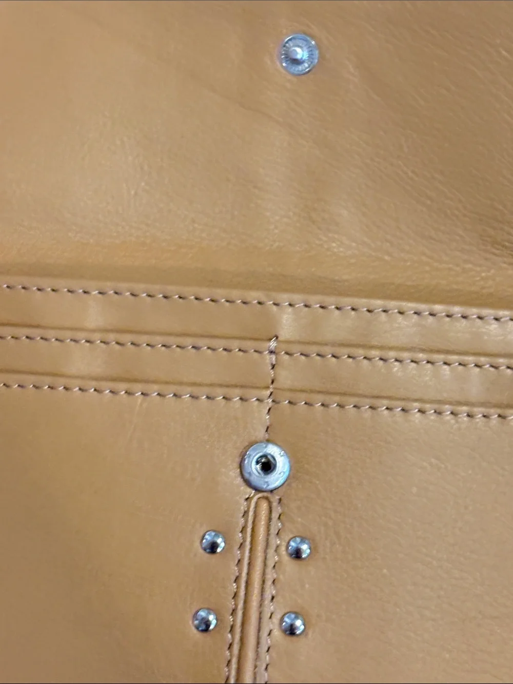 NWT American Leather Co. Leather Zip Wallet